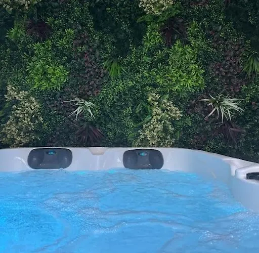 Luxury - Havre De Paix Avec Jacuzzi Prive Daire